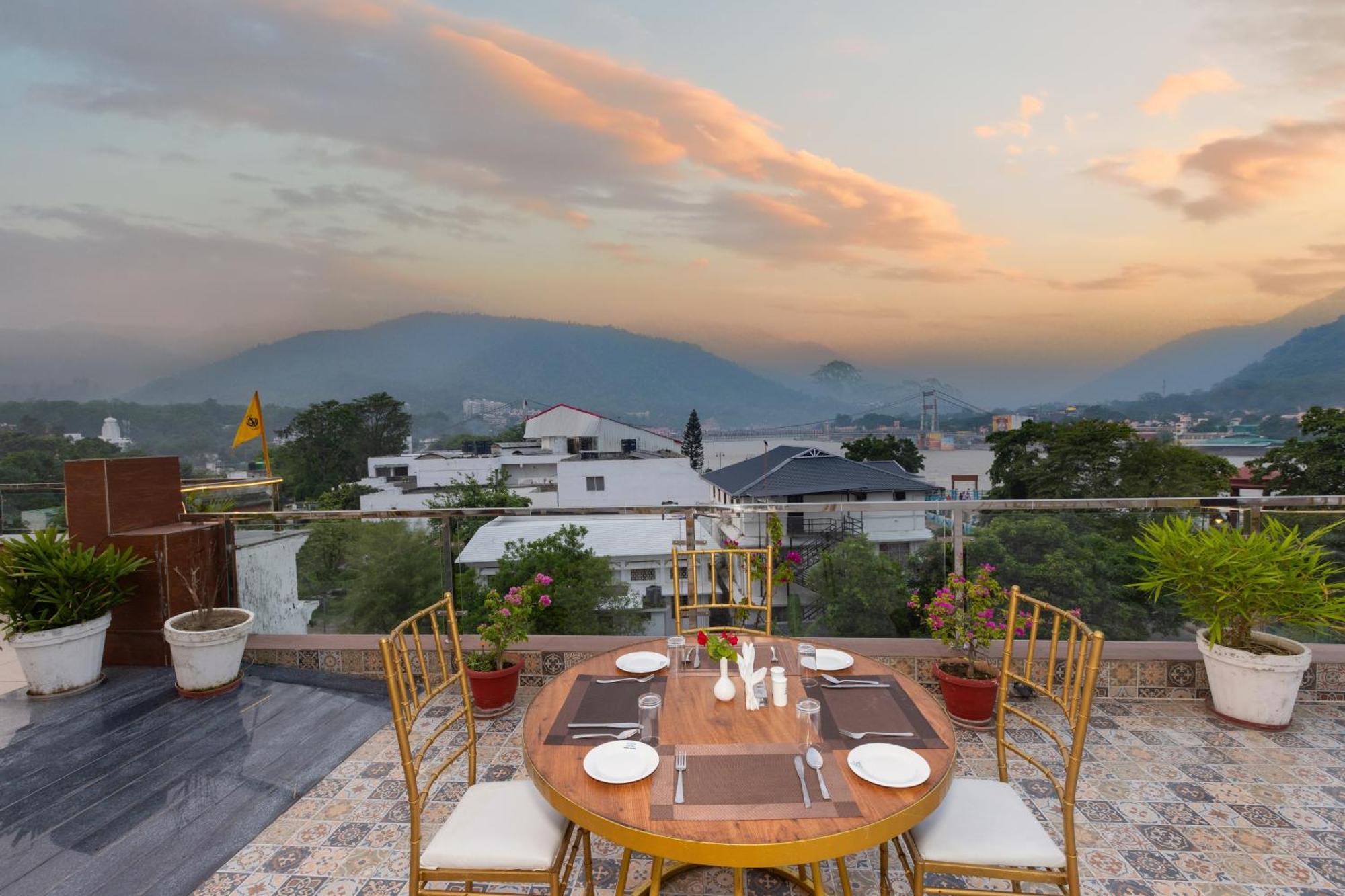 Hotel Indira Nikunj Rubystone Exotic Rishīkesh Exterior foto